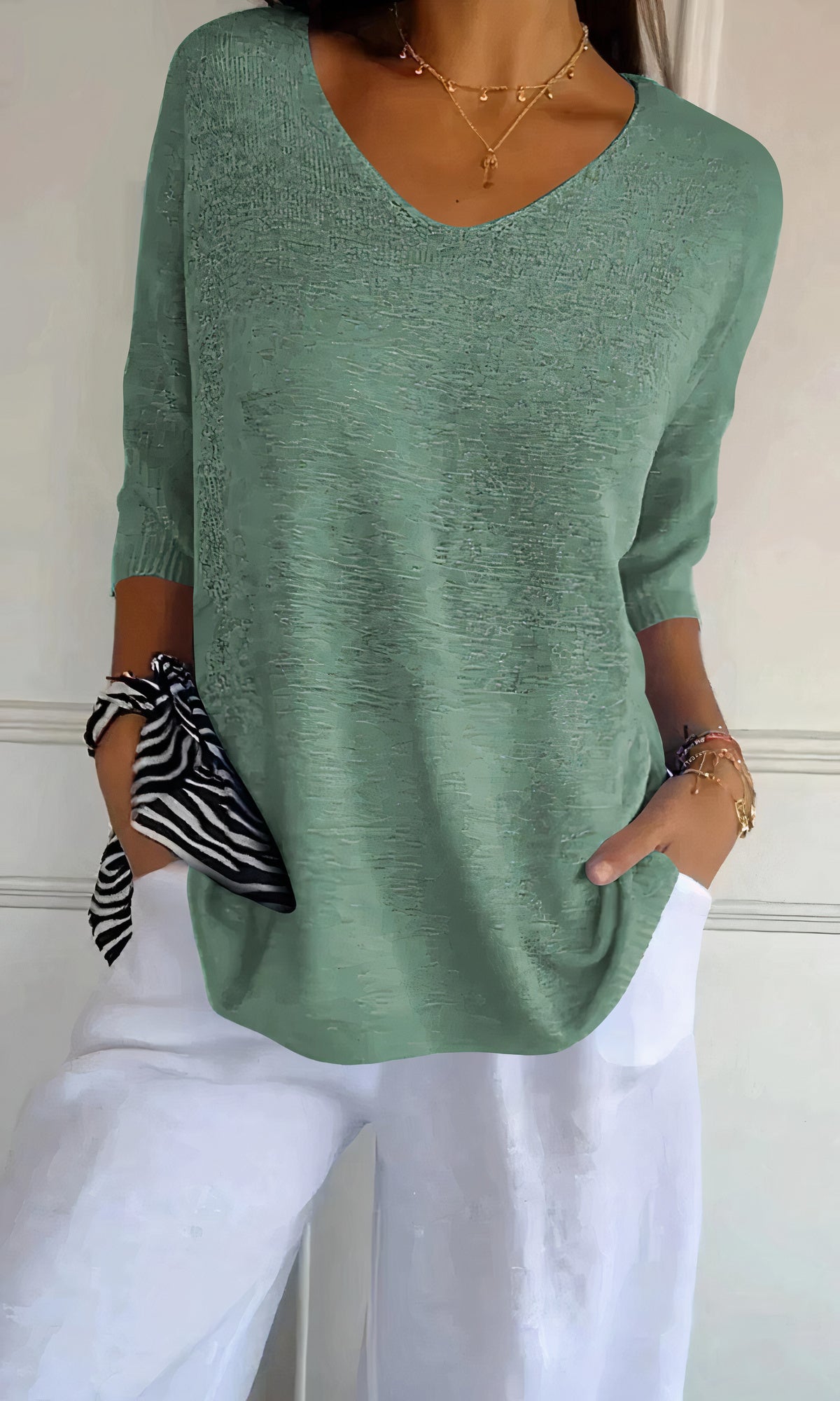 Knitted Top with V-Neck - Evi