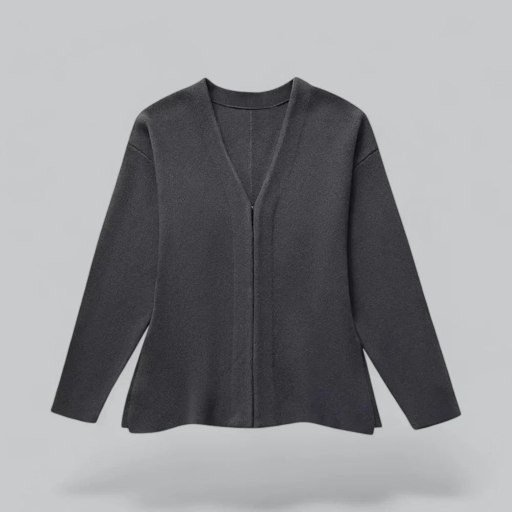 Elegant soft knit cardigan with V-neck for women | Ideal for all seasons