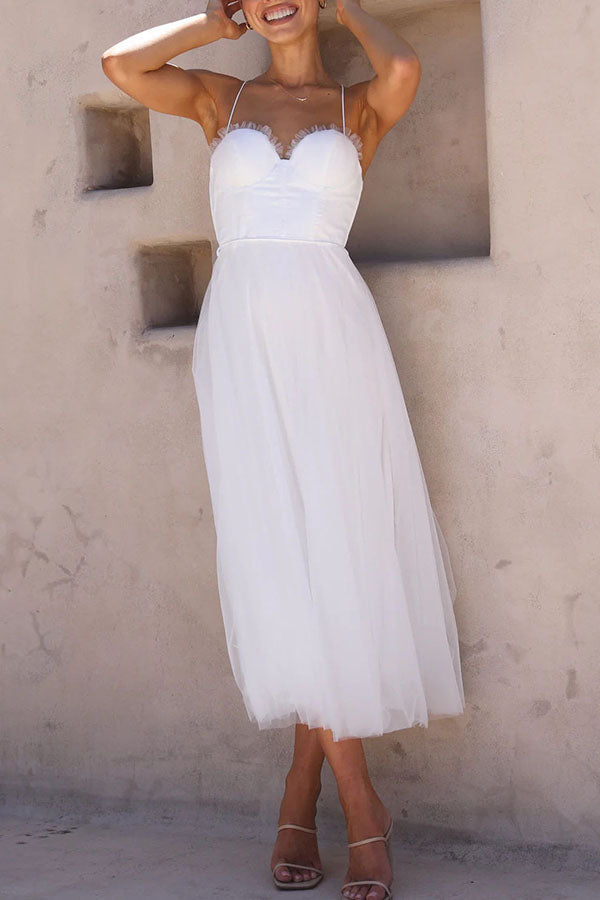 Modernes trägerloses Chiffonkleid - Embla
