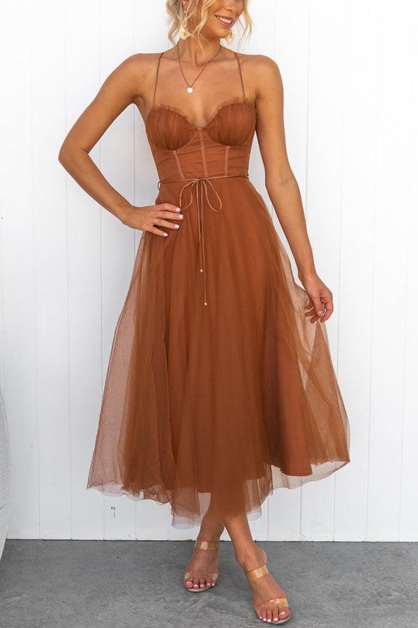 Modernes trägerloses Chiffonkleid - Embla