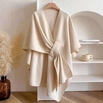 Luxuriöse Windjacke mit eleganter Drapierung