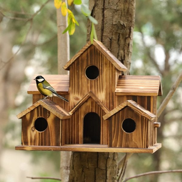 Casa para pájaros funcional WillowNest de madera
