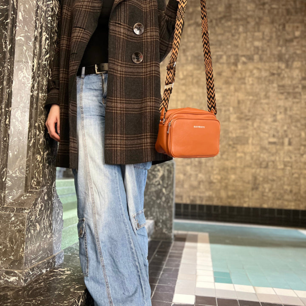Zara | Libra Crossbody Umhängetasche mit verstellbarem Riemen