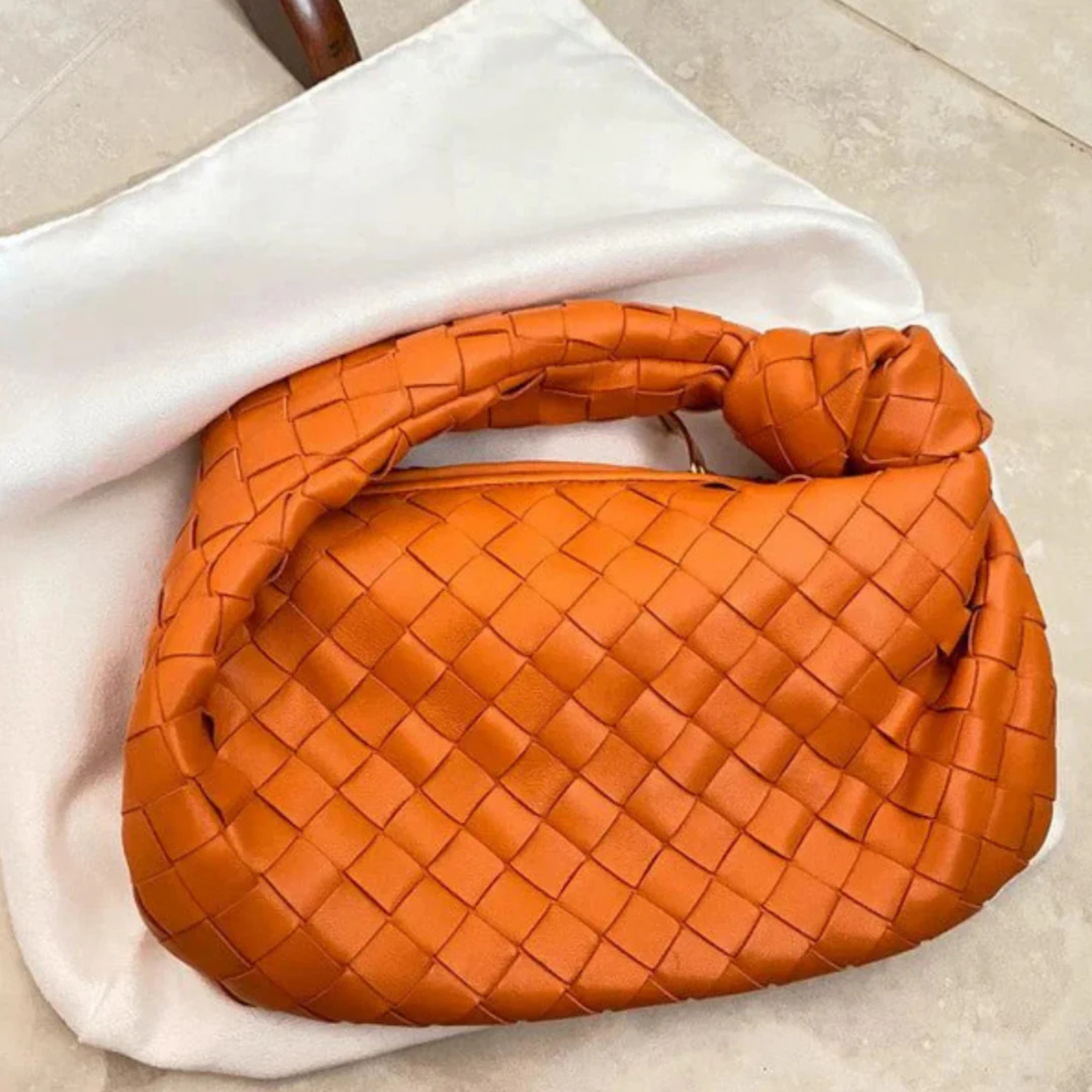 Rémy-Anne | Bolso de mujer | Diseño trenzado y asa anudada