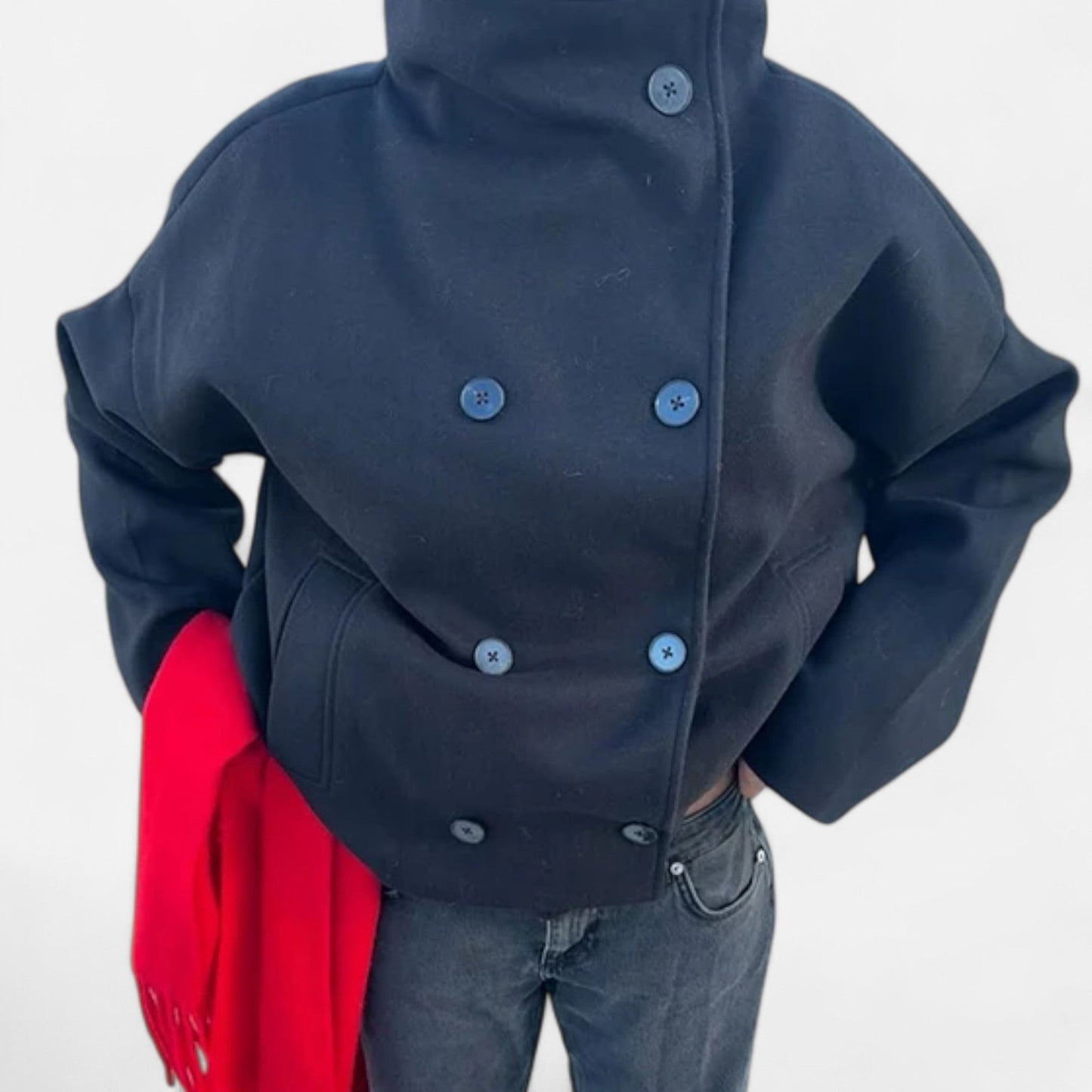 Cappotto corto da donna con collo alto chic