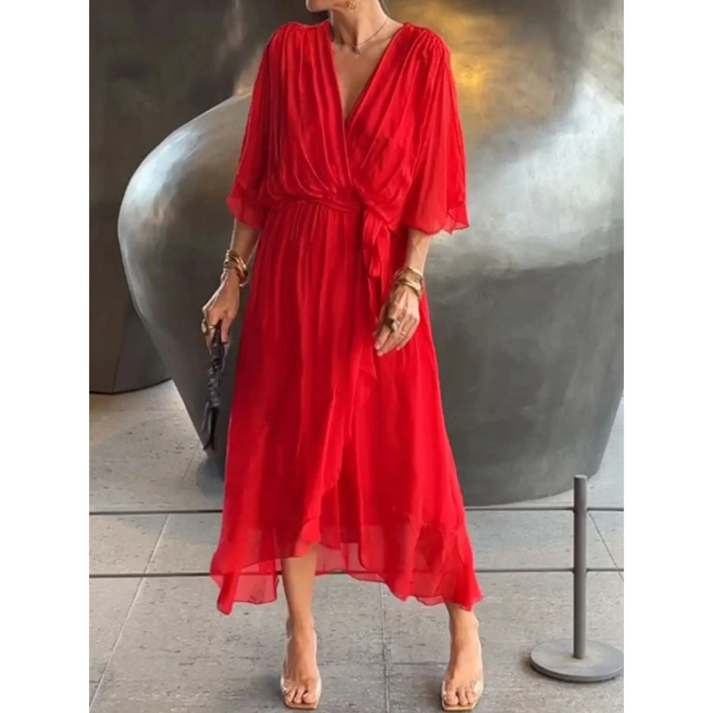 Damenkleid mit V-Ausschnitt | Stilvoller Seidenchiffon