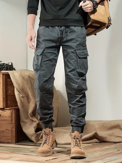 Robuste Herren Cargohose mit mehreren Taschen - lässige Outdoor-Hose