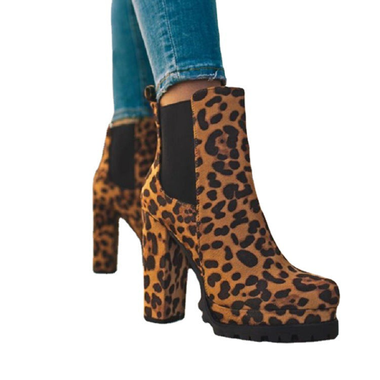 Women's ankle boots with high heel and platform | Short ankle boots with wide and chunky heel