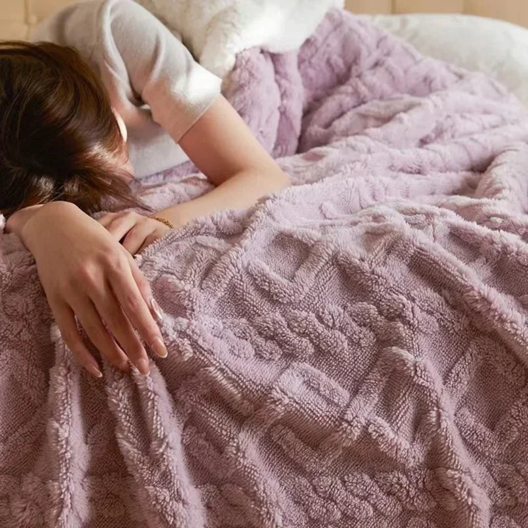 Ζεστή χειμωνιάτικη κουβέρτα για κρύες νύχτες – Πάχια, αφράτη και κομψή για υπνοδωμάτιο και καναπέ