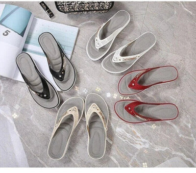 Alice Leroy | Weich gepolsterte Flip Flops Zehenstegsandalen