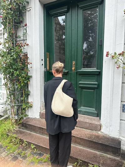 Geflochtene Handtasche als Must-Have