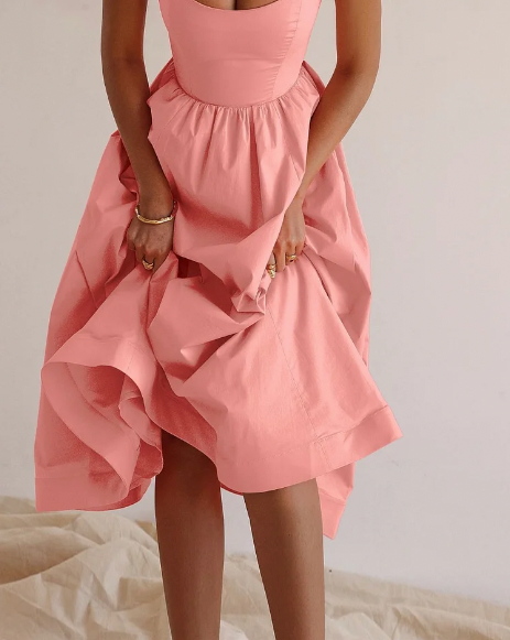 Serena - Robe bretelles longues avec coupe évasée