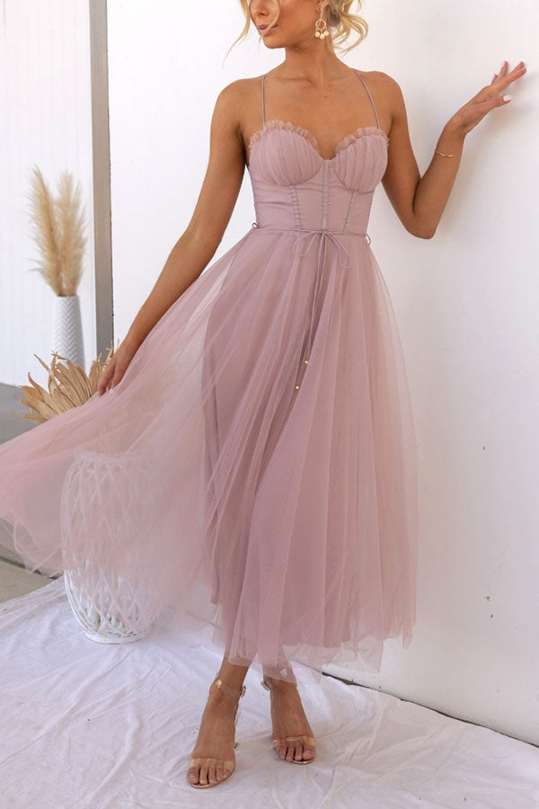 Modernes trägerloses Chiffonkleid - Embla