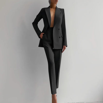 Nika Elegantes Blazer- und Hosen-Set