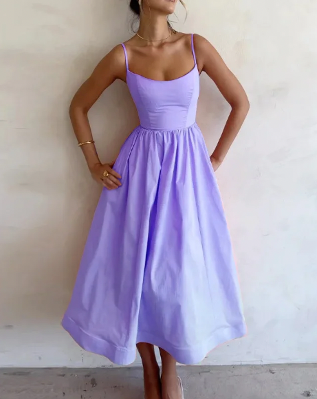 Serena - Robe bretelles longues avec coupe évasée