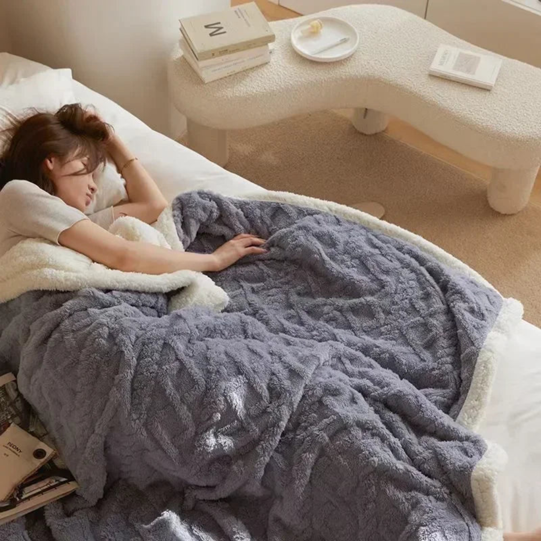Ζεστή χειμωνιάτικη κουβέρτα για κρύες νύχτες – Πάχια, αφράτη και κομψή για υπνοδωμάτιο και καναπέ