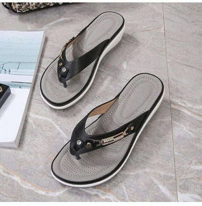 Alice Leroy | Weich gepolsterte Flip Flops Zehenstegsandalen