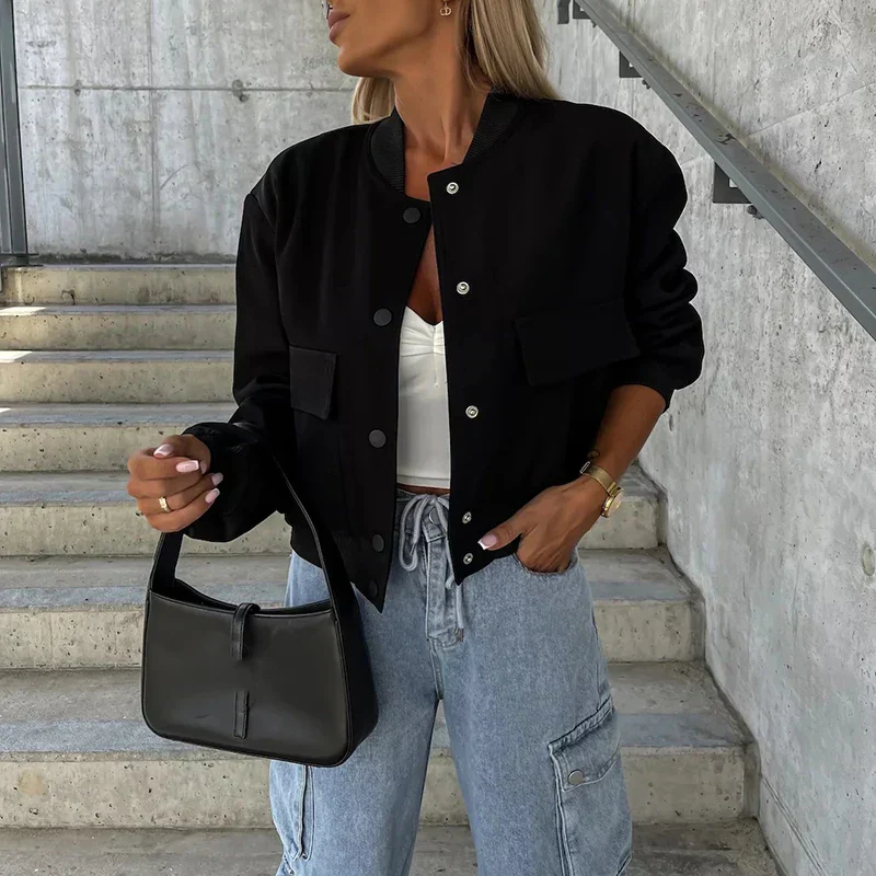 Damen-Bomberjacke mit Pattentaschen - Kurzes Modell mit Druckknopfverschluss