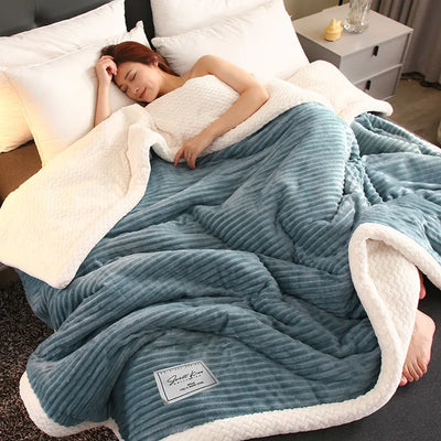 Manta polar de invierno de lujo - CozyCuddle