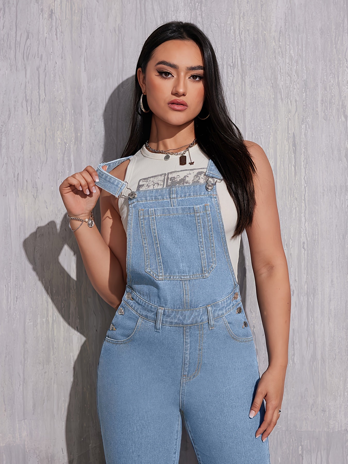 KRISTINE | Hellblauer Denim-Overall mit normaler Passform