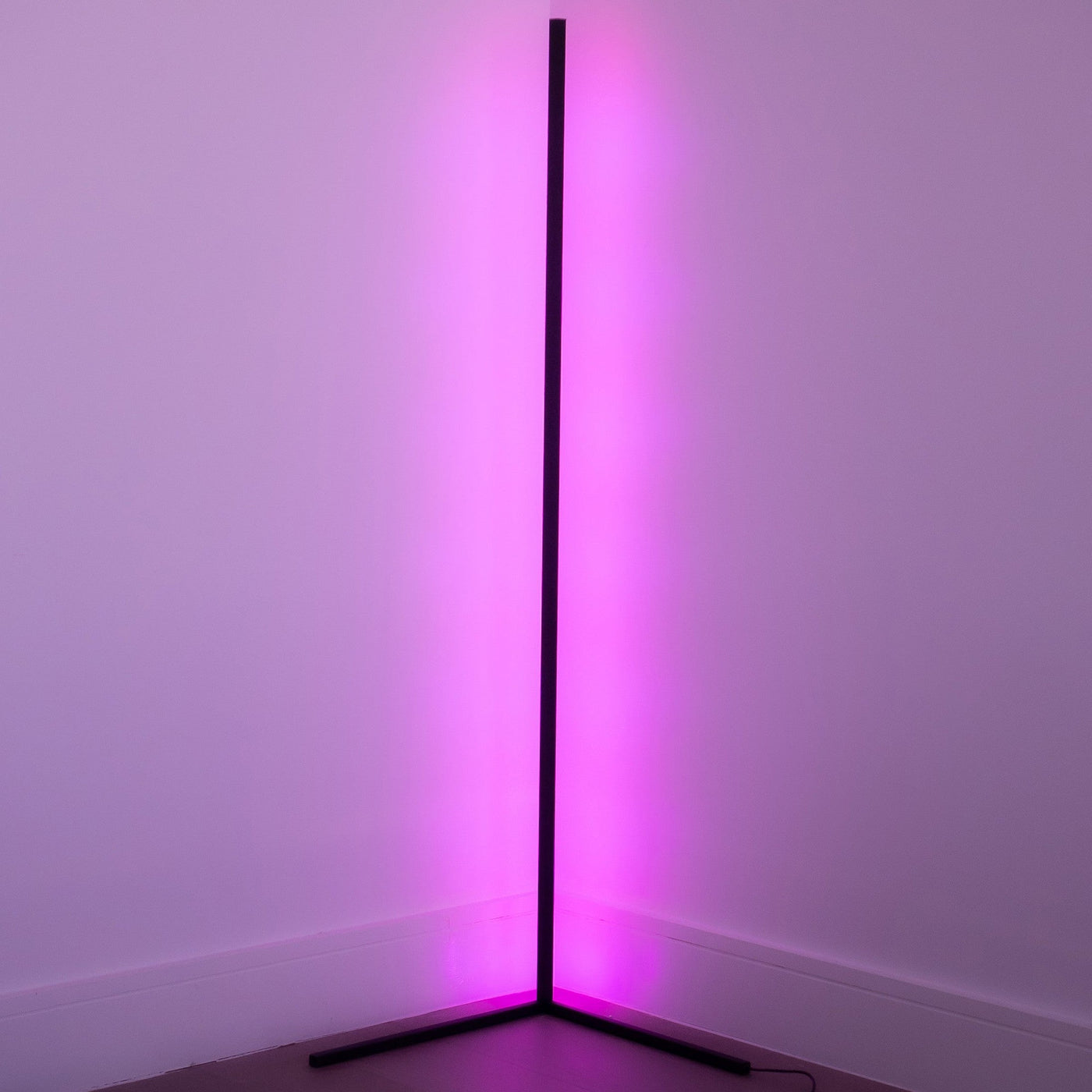 Schlanke LED-Eckleuchte | Einstellbare Helligkeit für Wohnzimmer oder Schlafzimmer