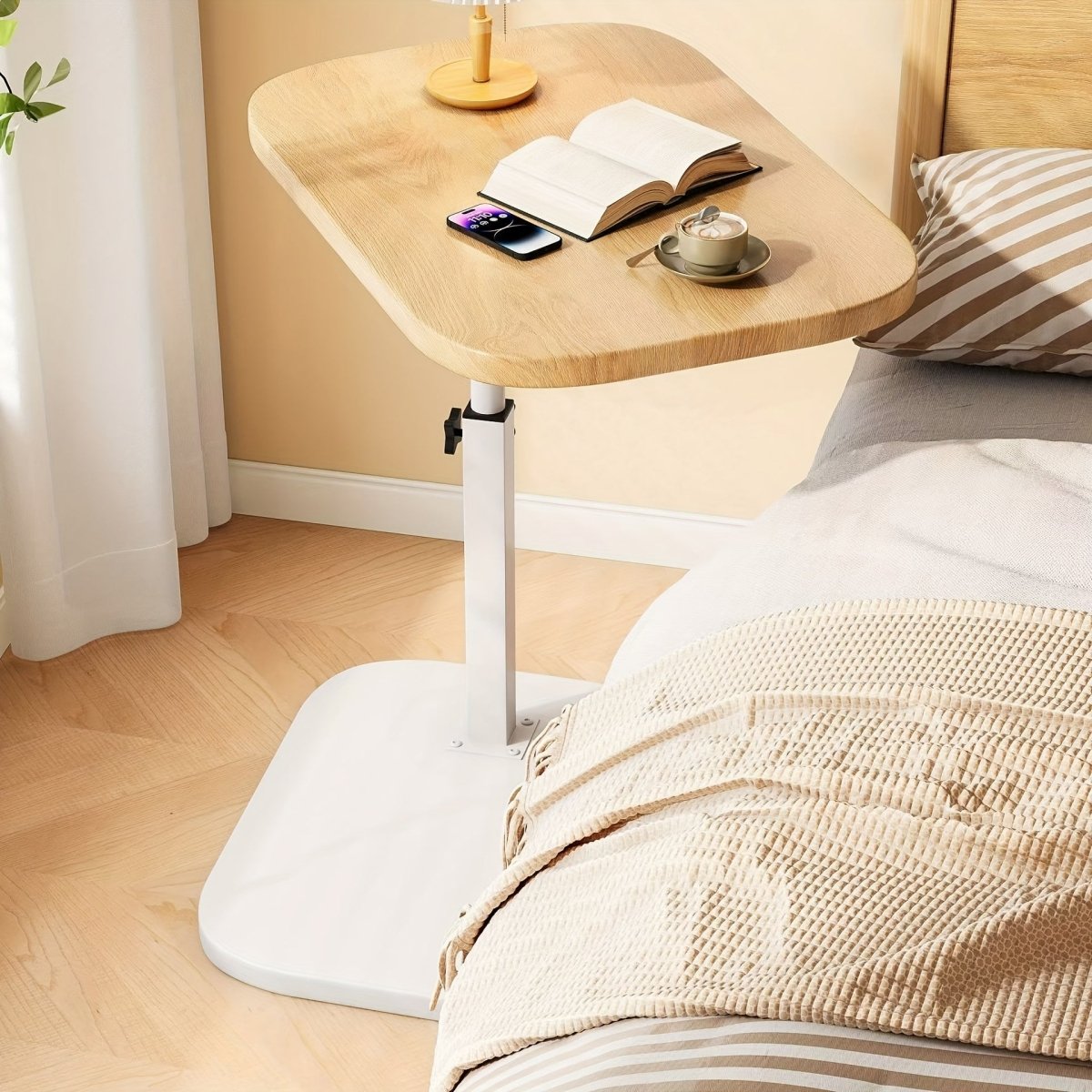 ADJUSTA - Verstellbarer Beistelltisch mit Holzplatte und Metallgestell