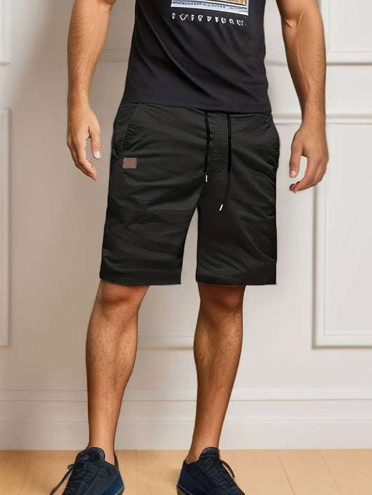 Men's cargo shorts with multiple pockets