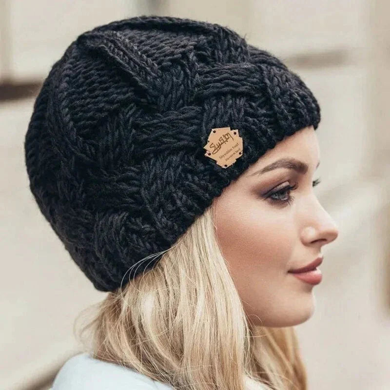 Weiche und modische Strickmütze für Frauen und Männer