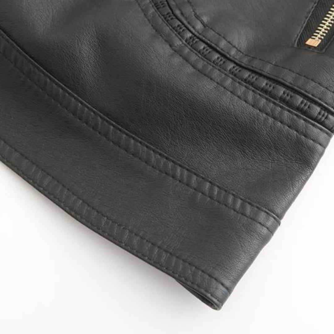 Kožená bunda s stojatým golierom pre ženy