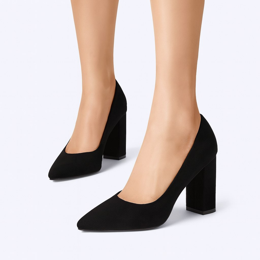 Classic heel with pointed toe black