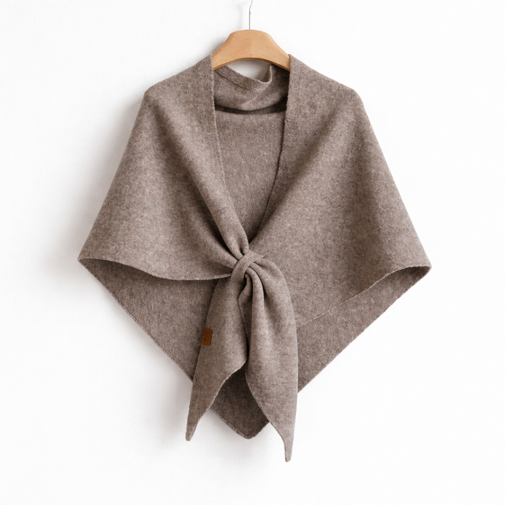 Triangular wool scarf for women 