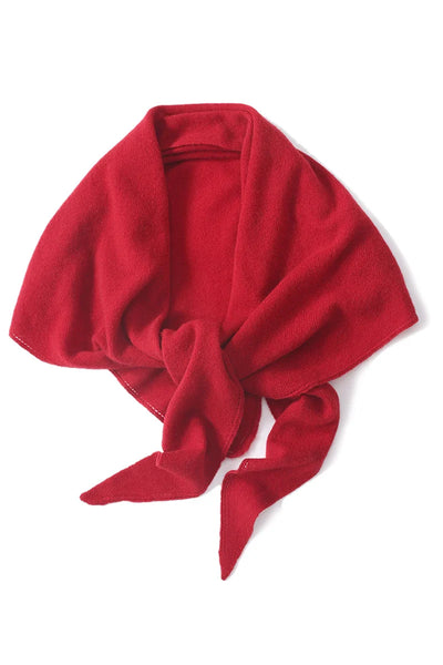 Elegante bufanda triangular de 100% lana: cálida y elegante para otoño e invierno.