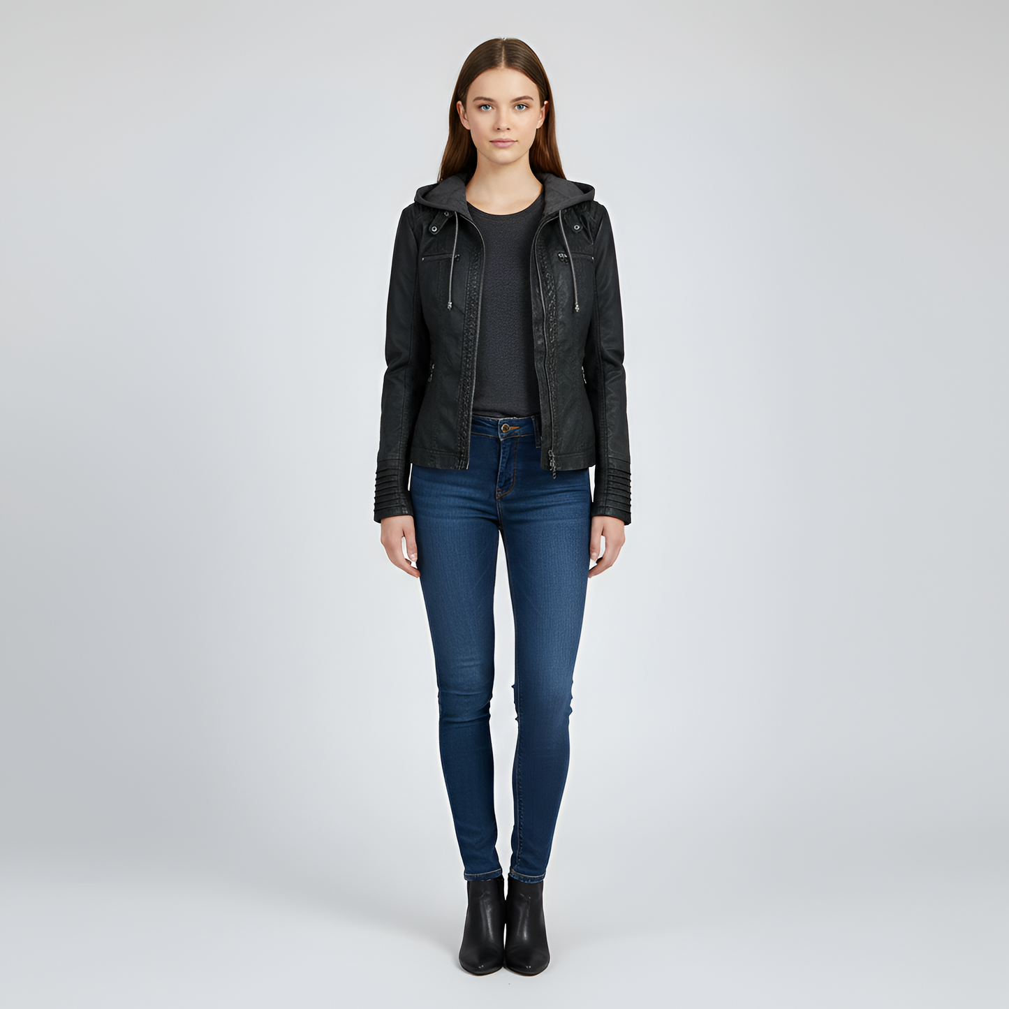 Γυναικείο μπουφάν από τεχνητό δέρμα με κουκούλα