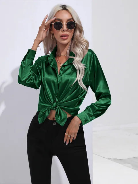 Elegante Satinbluse mit langen Ärmeln - Mühelos und luxuriös