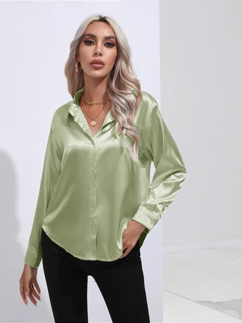 Elegante Satinbluse mit langen Ärmeln - Mühelos und luxuriös