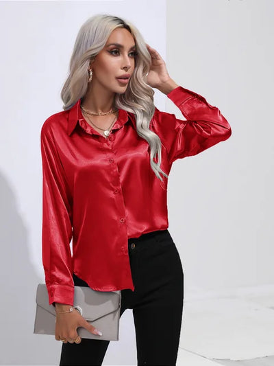 Elegante Satinbluse mit langen Ärmeln - Mühelos und luxuriös