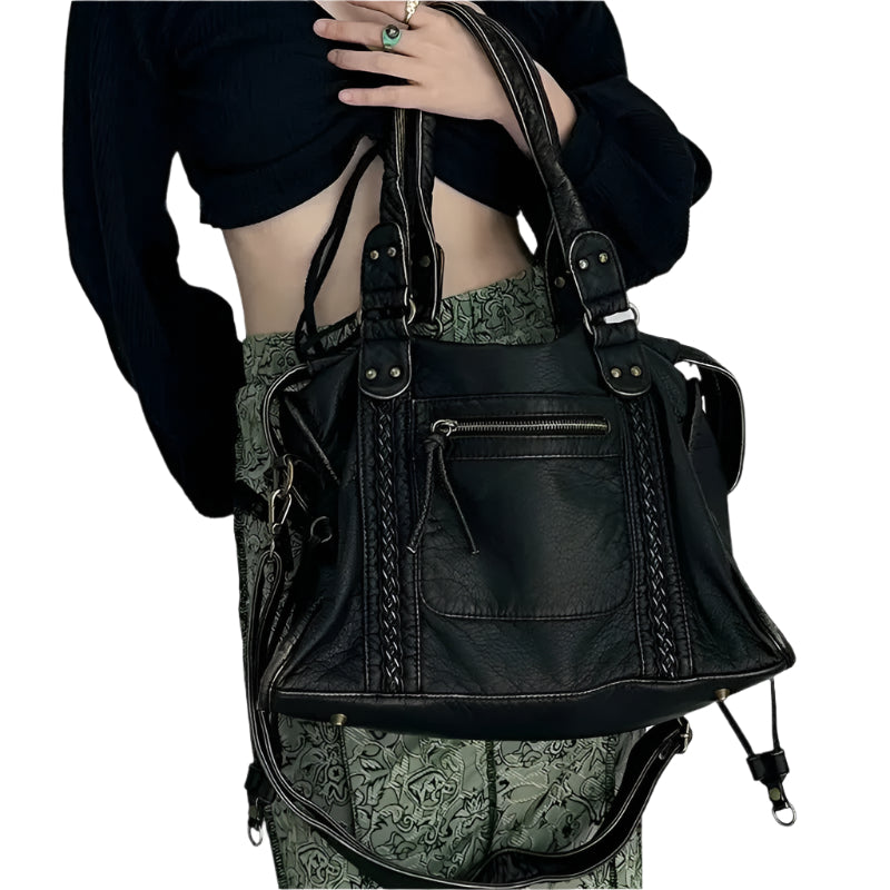 Bolso de hombro estructurado para mujer con acabado lavado y compartimentos.