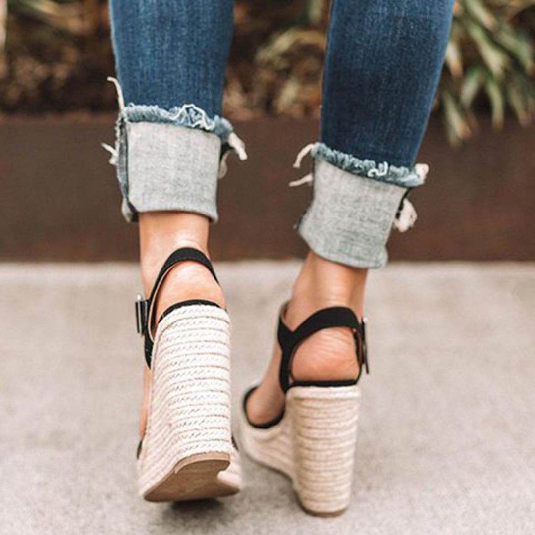 Elviana-Keilsandalen - die perfekte Balance zwischen Stil und Komfort