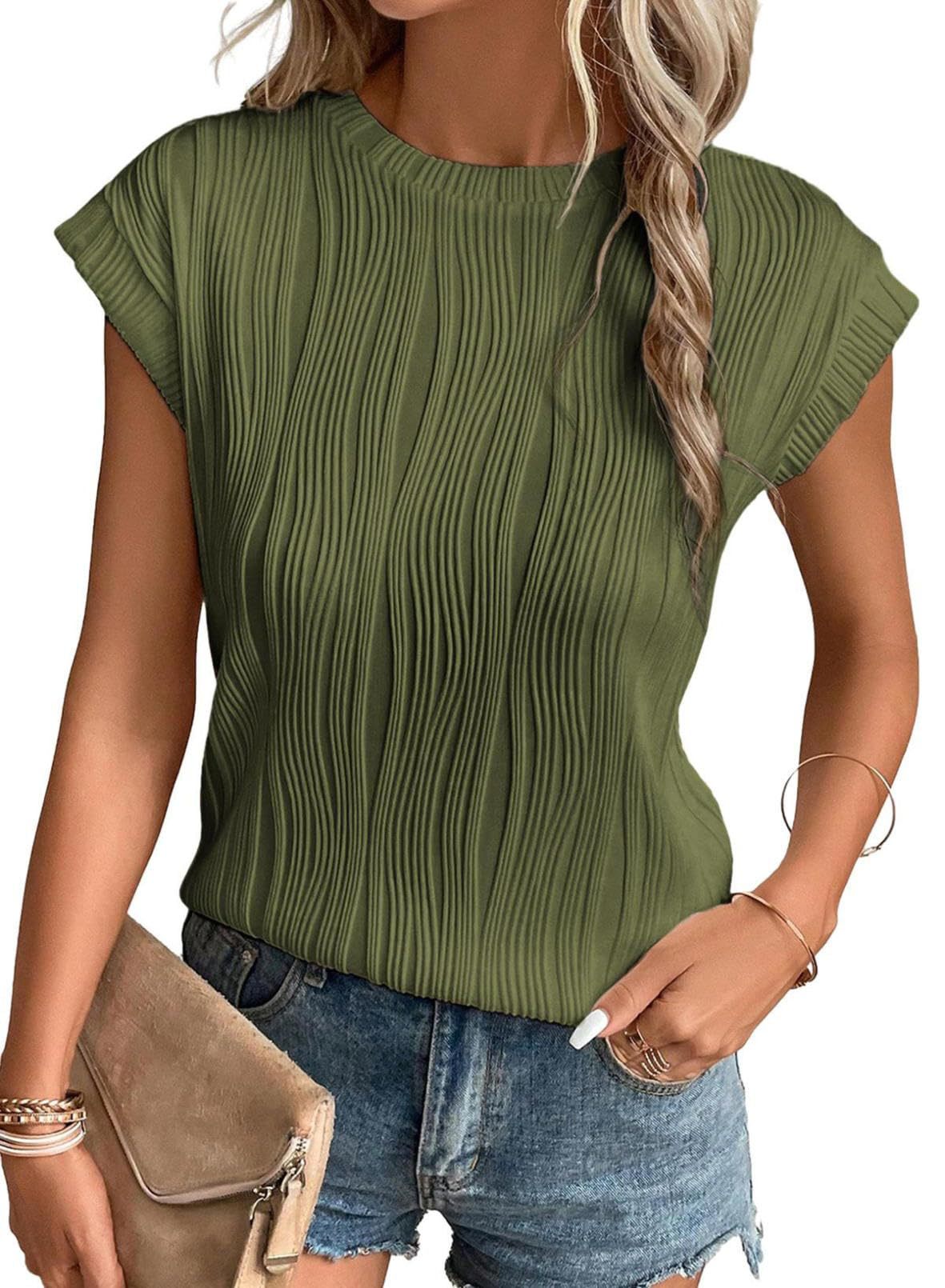 Loose-fitting T-shirt with round neckline for women - soft and stylish