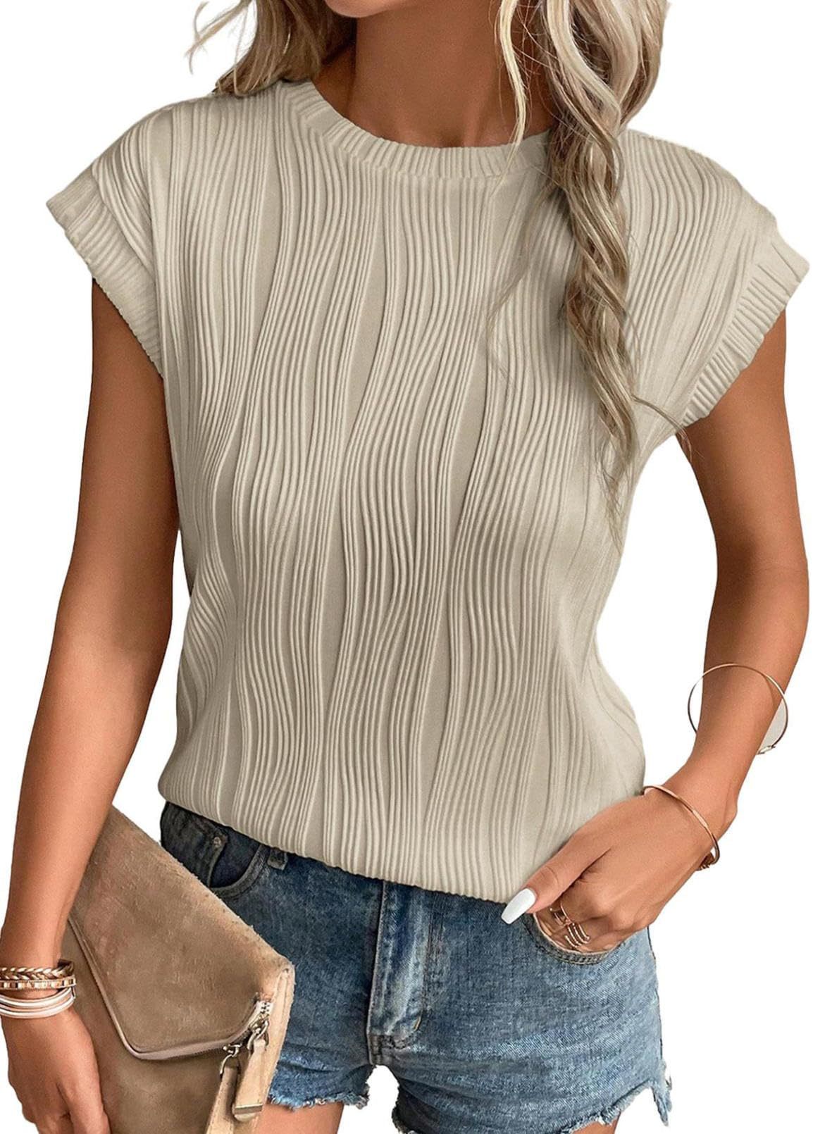 Loose-fitting T-shirt with round neckline for women - soft and stylish