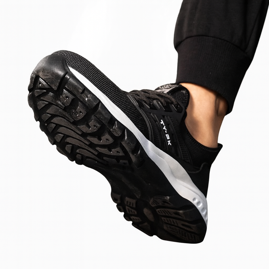 Orthopedic work and safety shoes