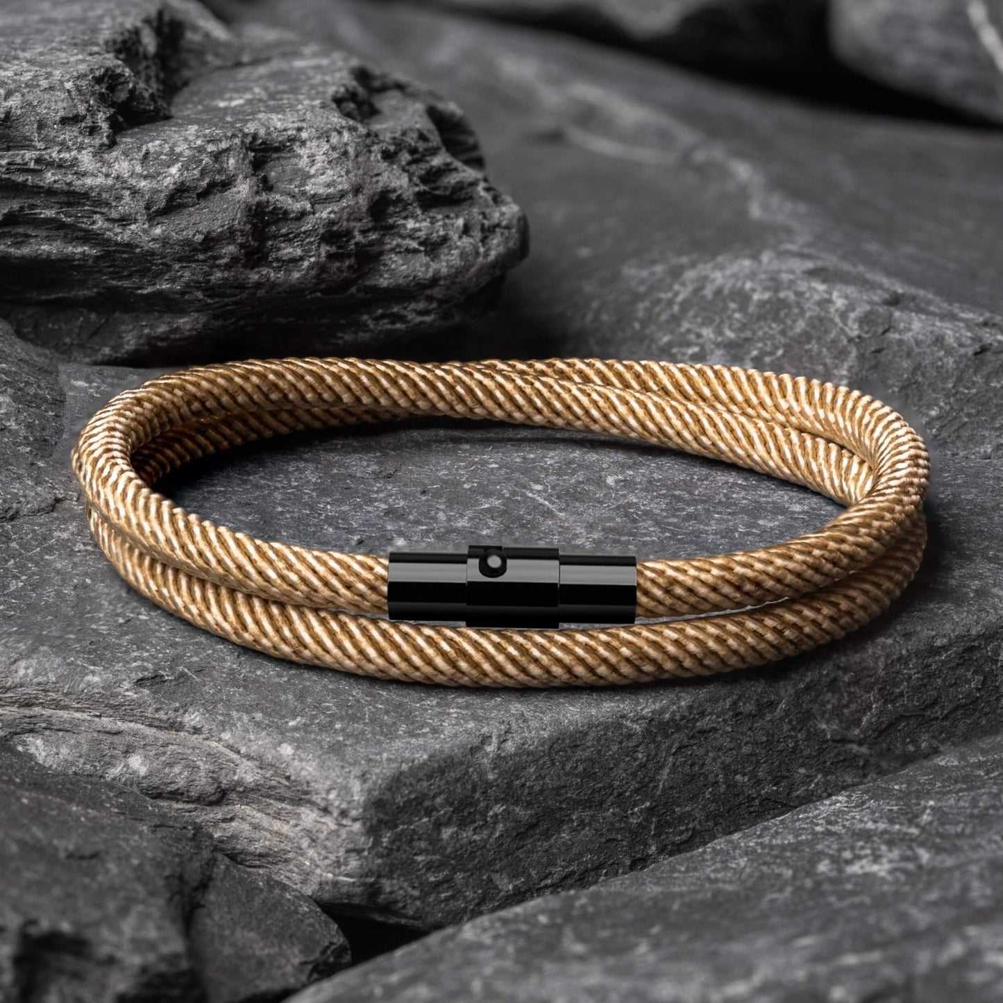 Ara - Bracelet magnétique en corde - Édition brune