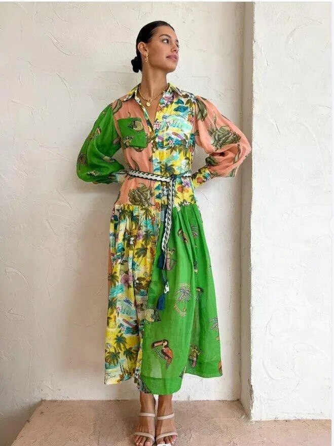 Matilda - Langes Kleid mit Vintage-Print und Polokragen für Damen