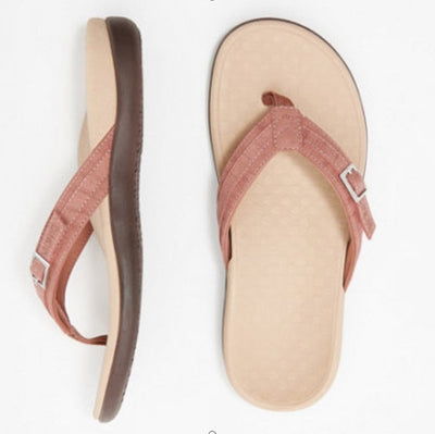 Orthopädische Sandalen für den Sommer