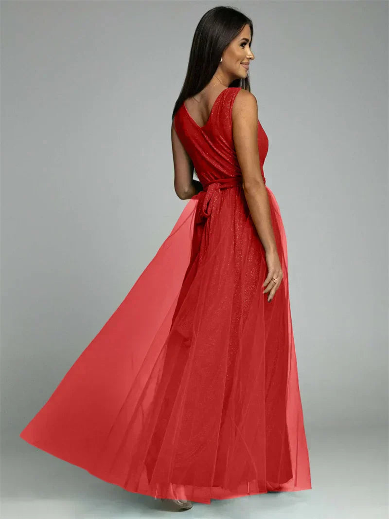 Elisa | Abendkleid mit Netzdetails und hohem Schlitz