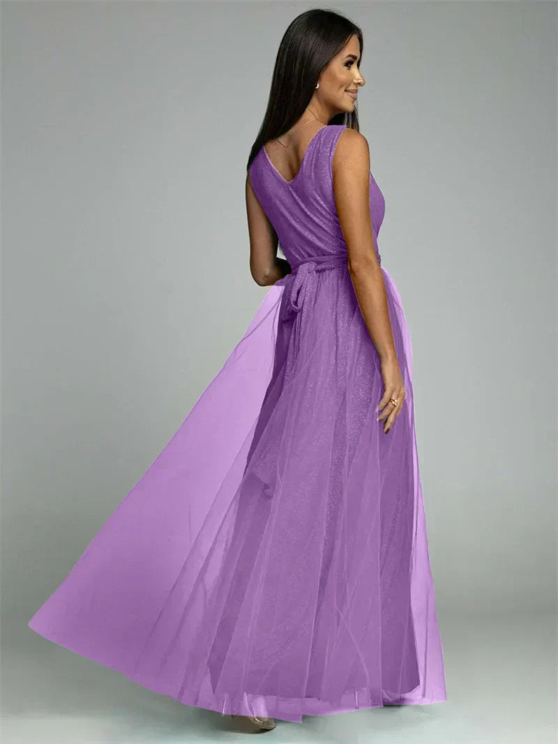Elisa | Abendkleid mit Netzdetails und hohem Schlitz