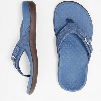 Orthopädische Sandalen für den Sommer