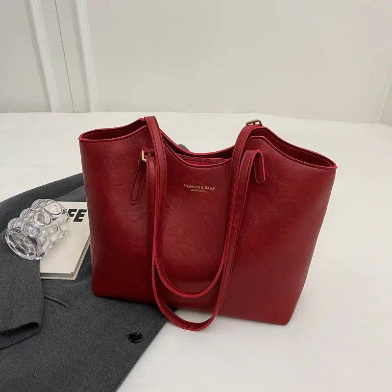 Sac de courses rouge | Cuir végan | Élégant et spacieux