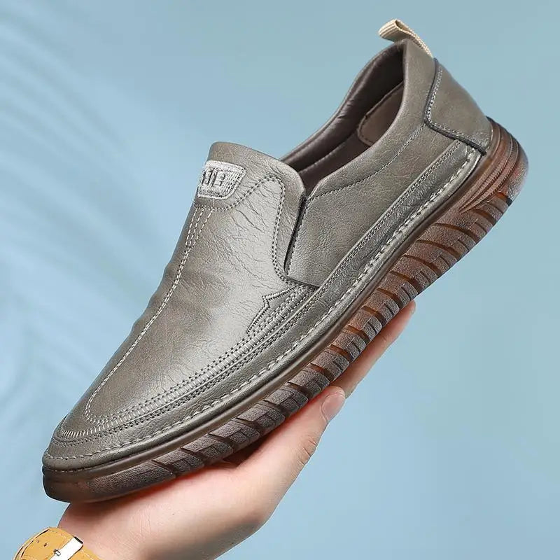 Handgefertigte Lederschuhe für Männer