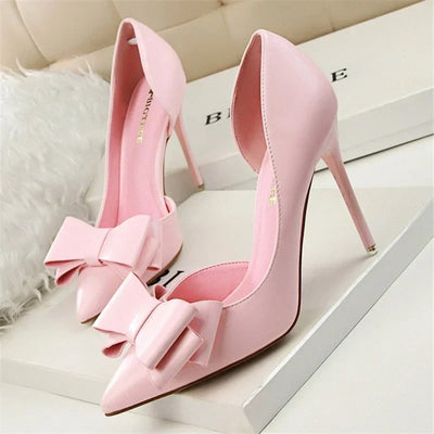 INGE | Schicke Pumps mit Schleifendetail und spitzer Spitze
